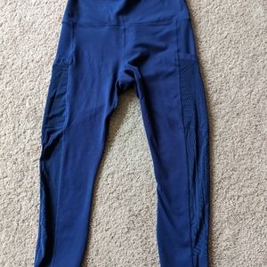 Fabletics 3/8th workout tights